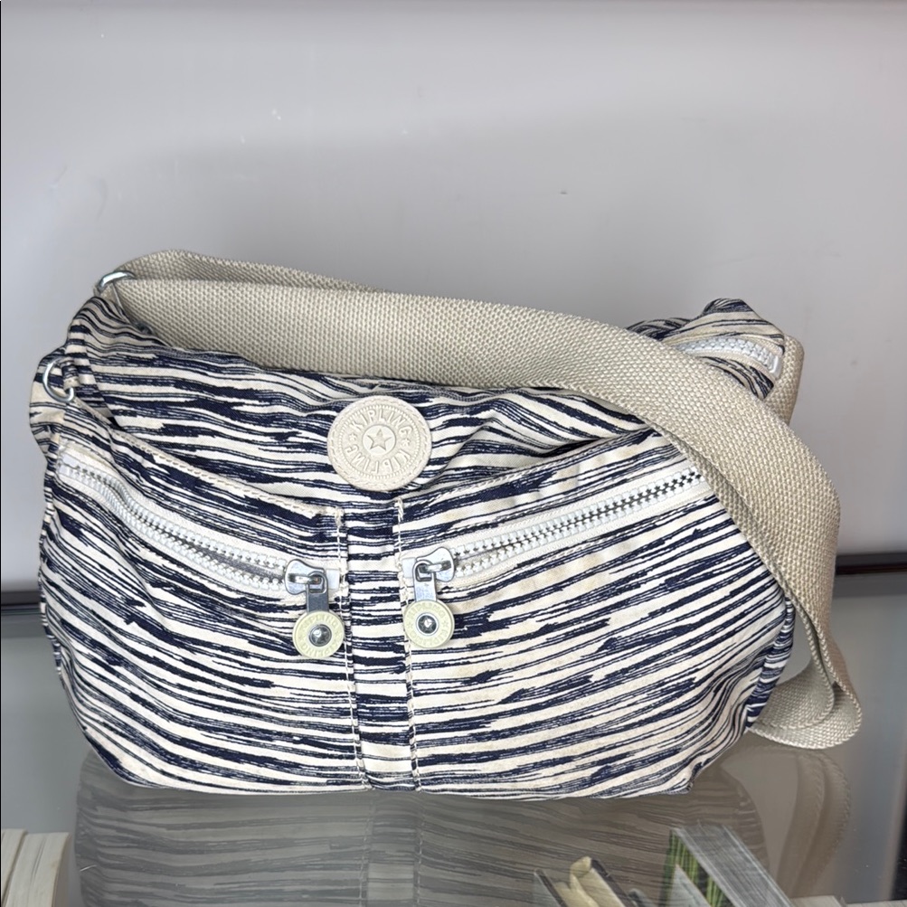Kipling Izellah Crossbody Purse Euc
